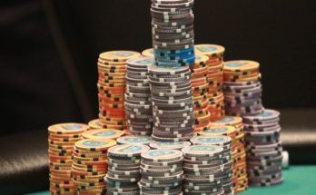 Berbagai Keuntungan Bermain Poker Online
